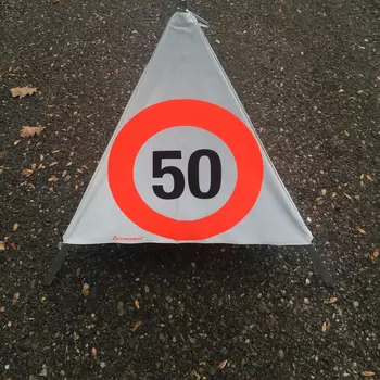 Höchstgeschwindigkeit "50"